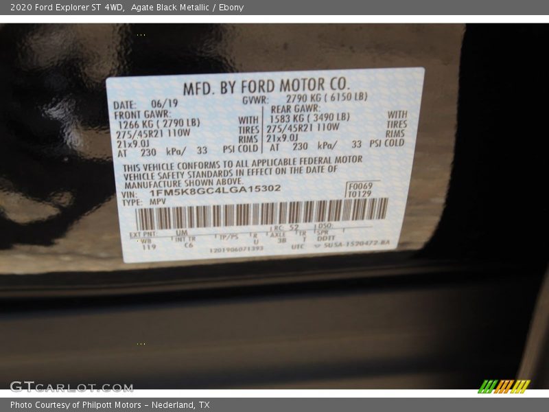 2020 Explorer ST 4WD Agate Black Metallic Color Code UM