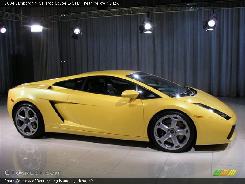 Pearl Yellow / Black 2004 Lamborghini Gallardo Coupe E-Gear