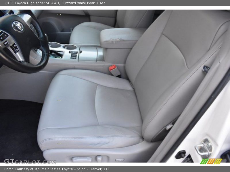 Blizzard White Pearl / Ash 2012 Toyota Highlander SE 4WD