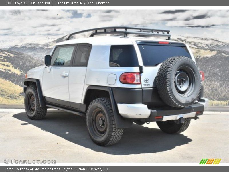 Titanium Metallic / Dark Charcoal 2007 Toyota FJ Cruiser 4WD