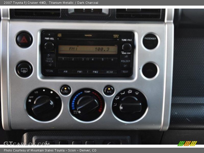 Titanium Metallic / Dark Charcoal 2007 Toyota FJ Cruiser 4WD
