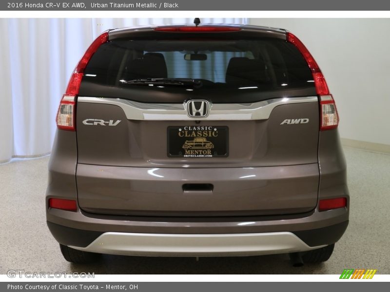 Urban Titanium Metallic / Black 2016 Honda CR-V EX AWD