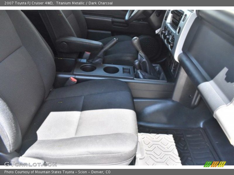 Titanium Metallic / Dark Charcoal 2007 Toyota FJ Cruiser 4WD