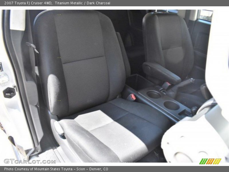 Titanium Metallic / Dark Charcoal 2007 Toyota FJ Cruiser 4WD