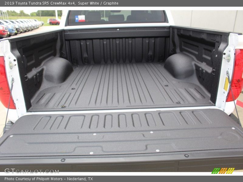 Super White / Graphite 2019 Toyota Tundra SR5 CrewMax 4x4