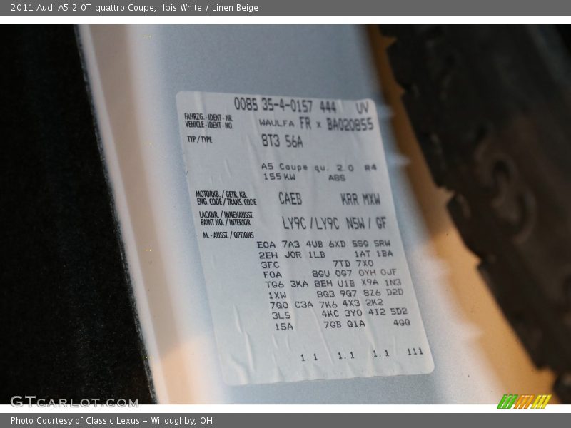 Ibis White / Linen Beige 2011 Audi A5 2.0T quattro Coupe