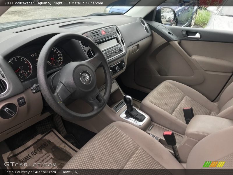 Night Blue Metallic / Charcoal 2011 Volkswagen Tiguan S