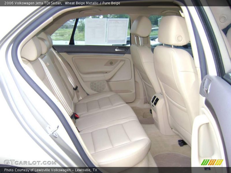 Wheat Beige Metallic / Pure Beige 2006 Volkswagen Jetta TDI Sedan