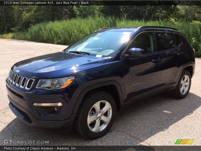 Jazz Blue Pearl / Black 2019 Jeep Compass Latitude 4x4