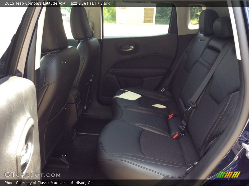 Jazz Blue Pearl / Black 2019 Jeep Compass Latitude 4x4