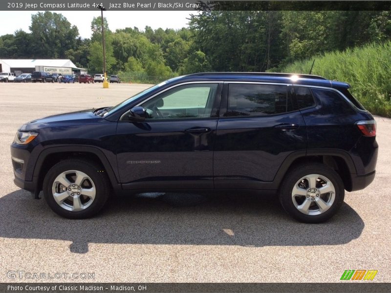 Jazz Blue Pearl / Black/Ski Gray 2019 Jeep Compass Latitude 4x4