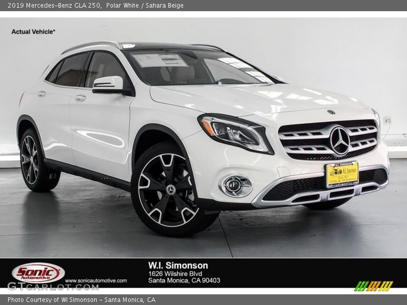 Polar White / Sahara Beige 2019 Mercedes-Benz GLA 250