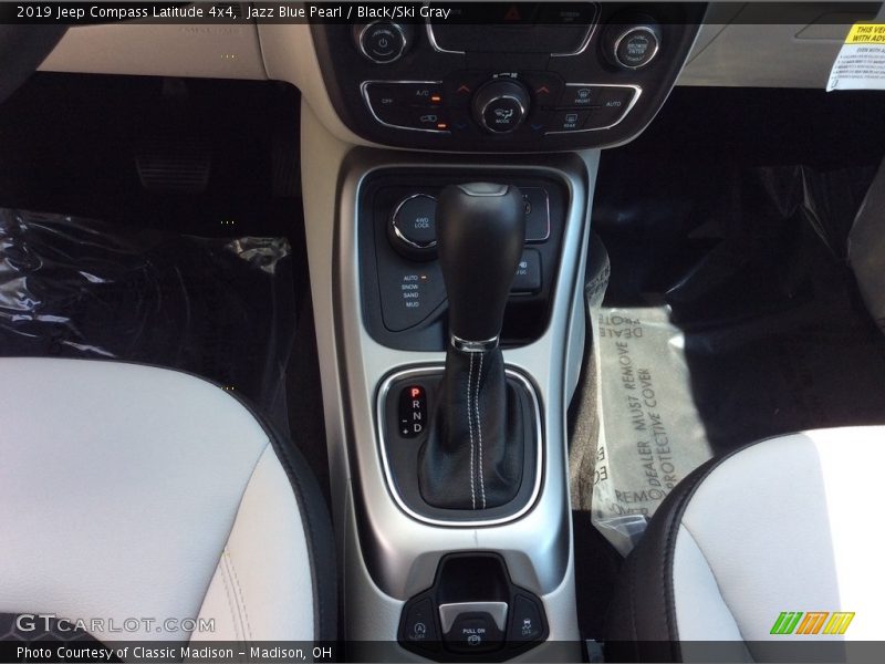 Jazz Blue Pearl / Black/Ski Gray 2019 Jeep Compass Latitude 4x4