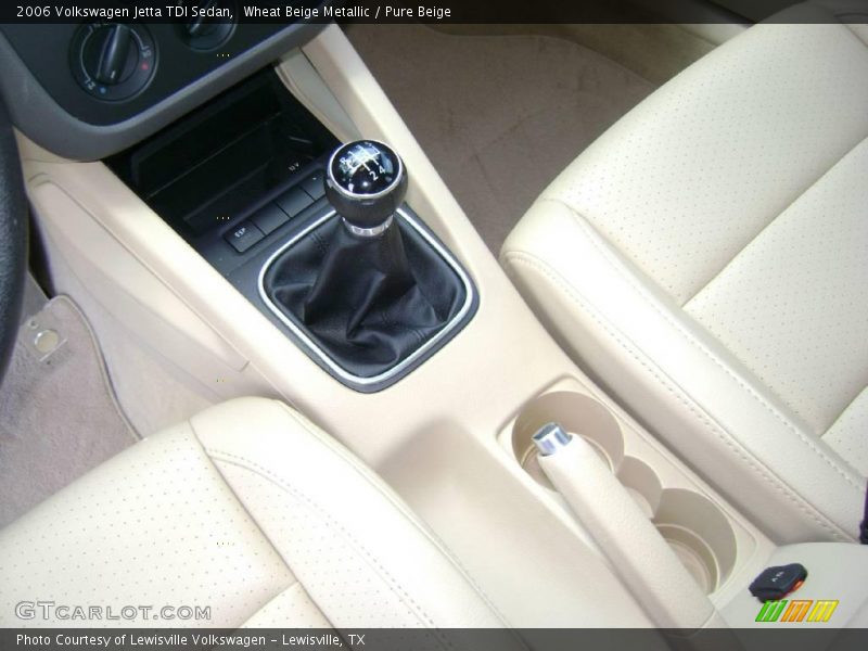Wheat Beige Metallic / Pure Beige 2006 Volkswagen Jetta TDI Sedan