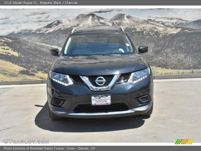 Magnetic Black / Charcoal 2016 Nissan Rogue SV