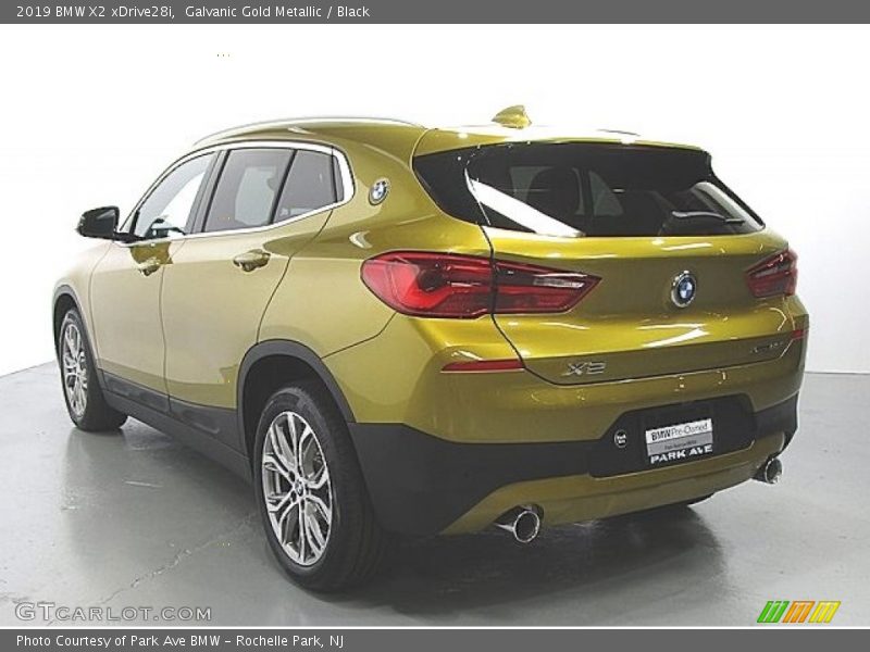 Galvanic Gold Metallic / Black 2019 BMW X2 xDrive28i
