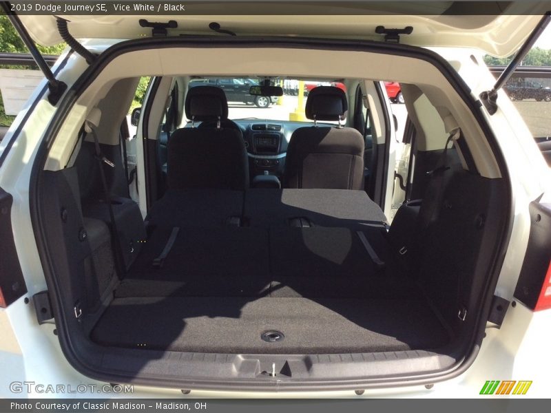 Vice White / Black 2019 Dodge Journey SE