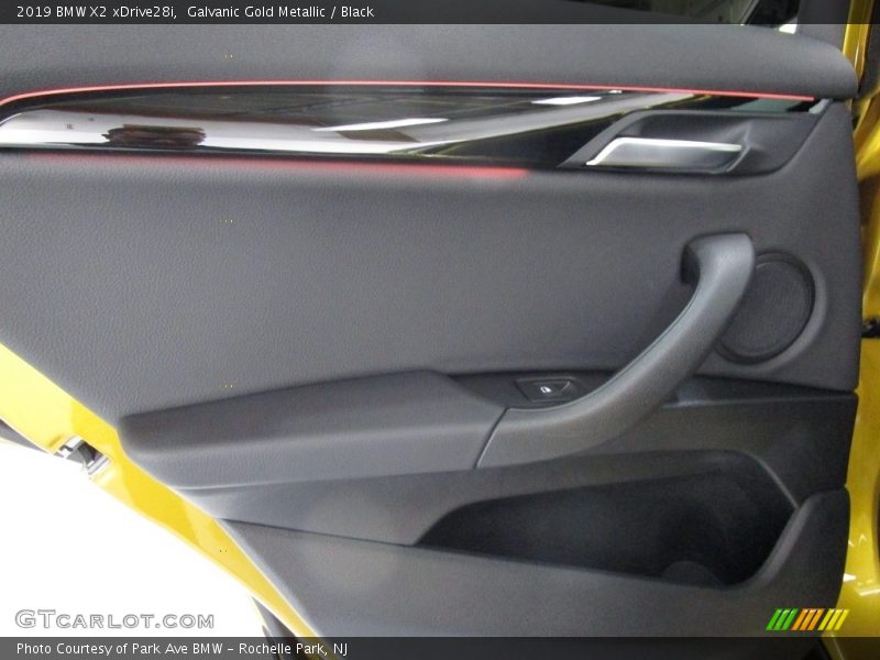 Galvanic Gold Metallic / Black 2019 BMW X2 xDrive28i