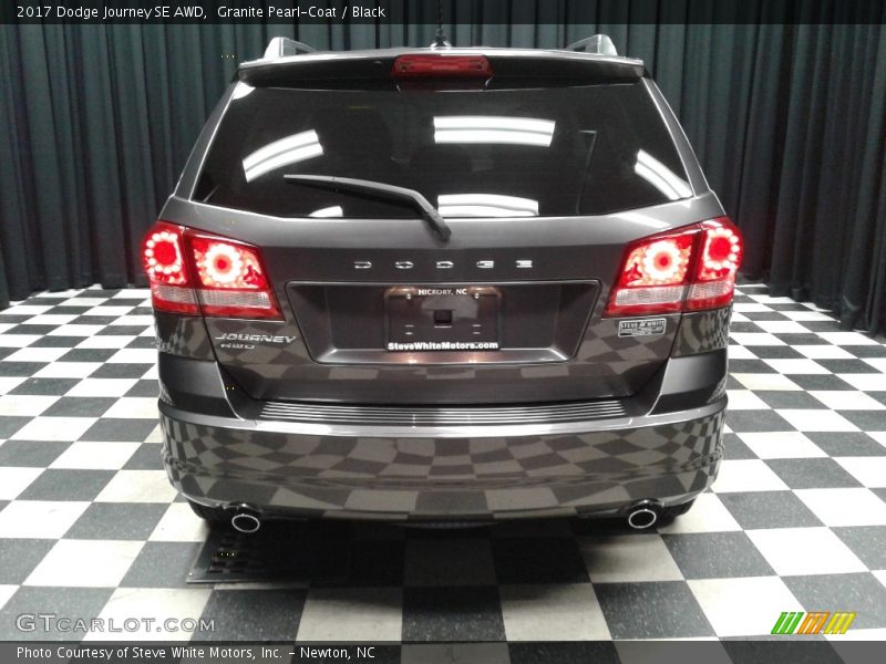 Granite Pearl-Coat / Black 2017 Dodge Journey SE AWD
