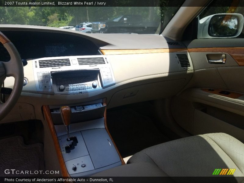 Blizzard White Pearl / Ivory 2007 Toyota Avalon Limited