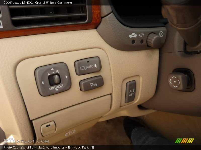 Crystal White / Cashmere 2006 Lexus LS 430