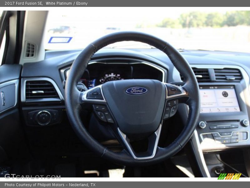 White Platinum / Ebony 2017 Ford Fusion SE