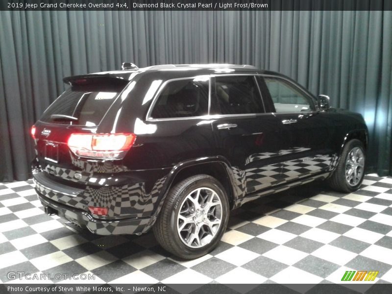Diamond Black Crystal Pearl / Light Frost/Brown 2019 Jeep Grand Cherokee Overland 4x4