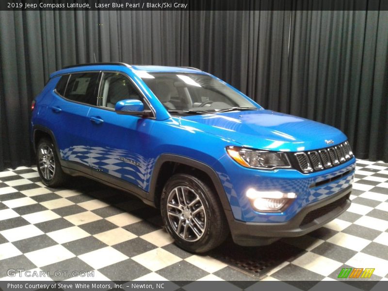 Laser Blue Pearl / Black/Ski Gray 2019 Jeep Compass Latitude