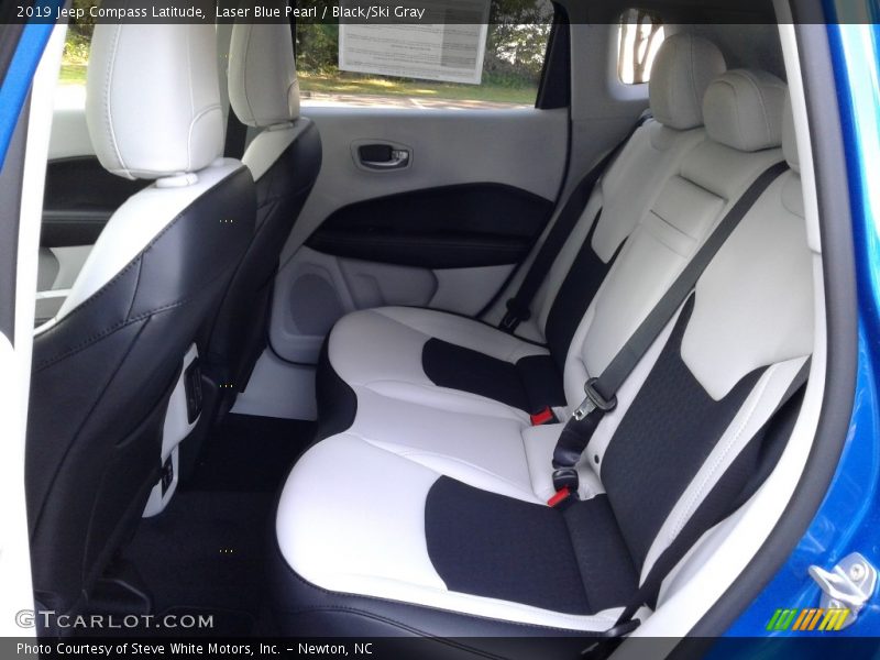 Laser Blue Pearl / Black/Ski Gray 2019 Jeep Compass Latitude