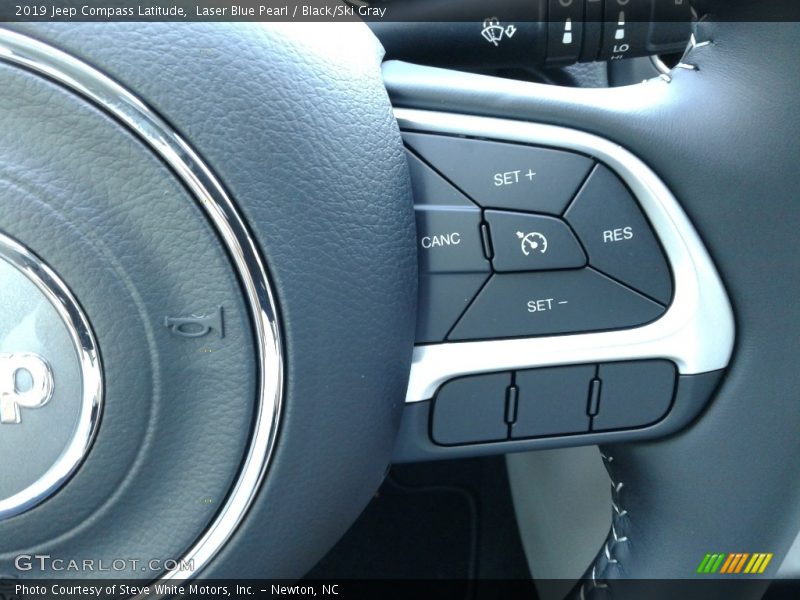 Laser Blue Pearl / Black/Ski Gray 2019 Jeep Compass Latitude