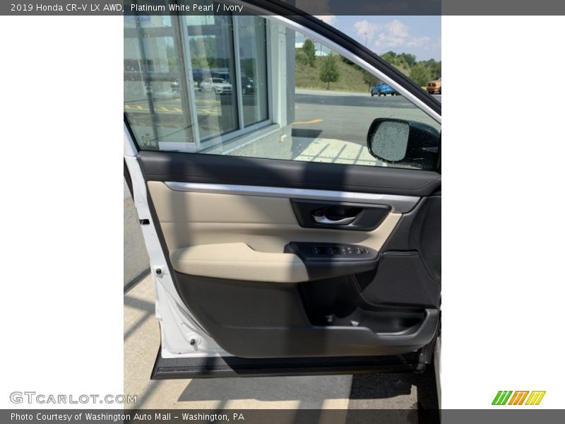 Platinum White Pearl / Ivory 2019 Honda CR-V LX AWD