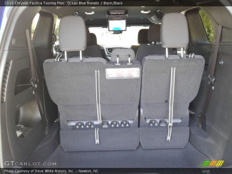 Ocean Blue Metallic / Black/Black 2019 Chrysler Pacifica Touring Plus