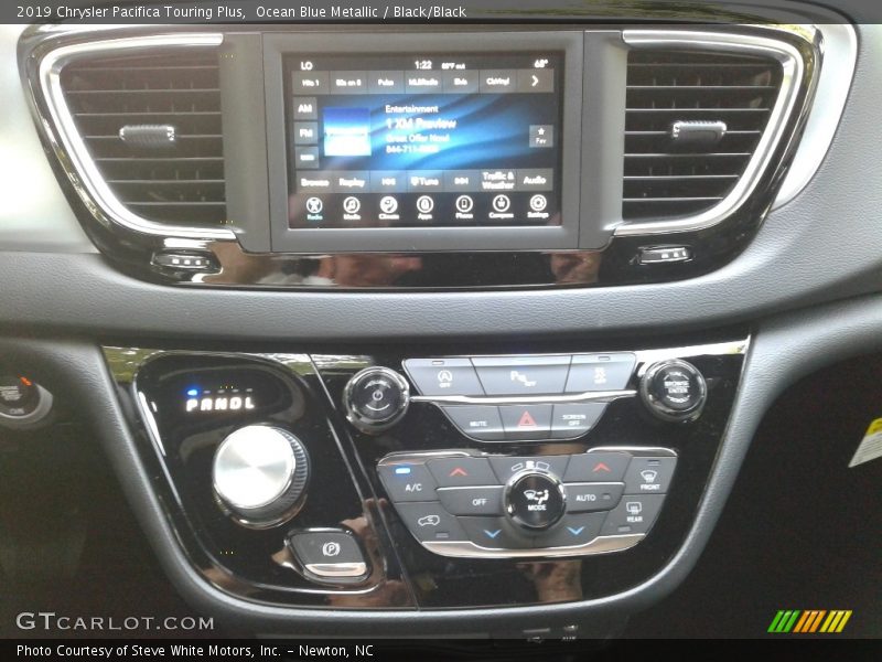 Ocean Blue Metallic / Black/Black 2019 Chrysler Pacifica Touring Plus