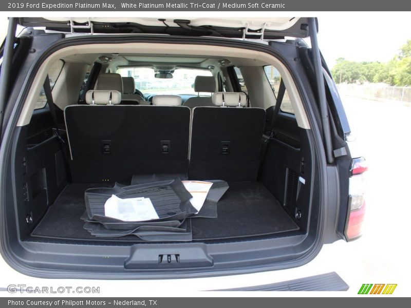 White Platinum Metallic Tri-Coat / Medium Soft Ceramic 2019 Ford Expedition Platinum Max