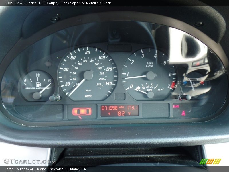 Black Sapphire Metallic / Black 2005 BMW 3 Series 325i Coupe