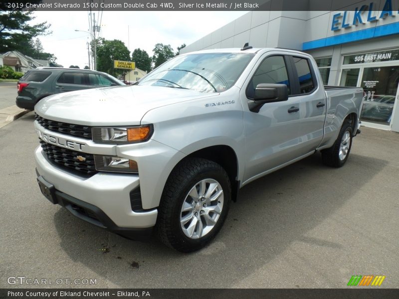 Silver Ice Metallic / Jet Black 2019 Chevrolet Silverado 1500 Custom Double Cab 4WD