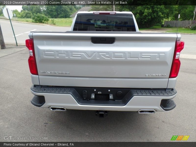 Silver Ice Metallic / Jet Black 2019 Chevrolet Silverado 1500 Custom Double Cab 4WD