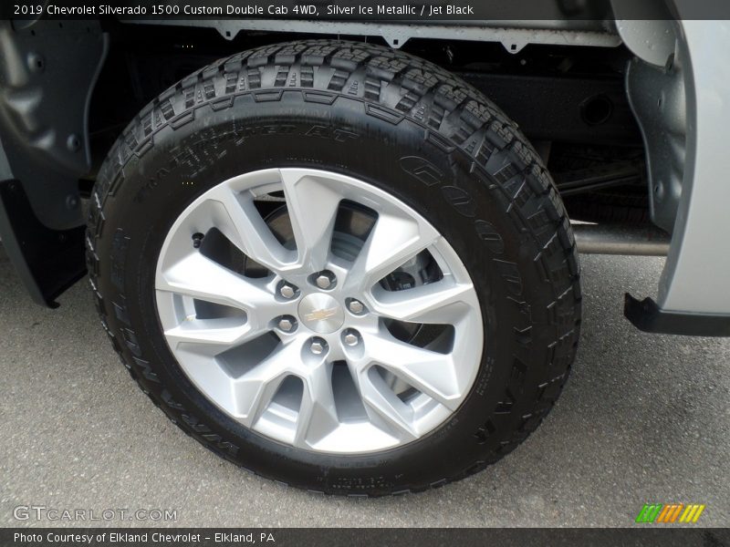 Silver Ice Metallic / Jet Black 2019 Chevrolet Silverado 1500 Custom Double Cab 4WD