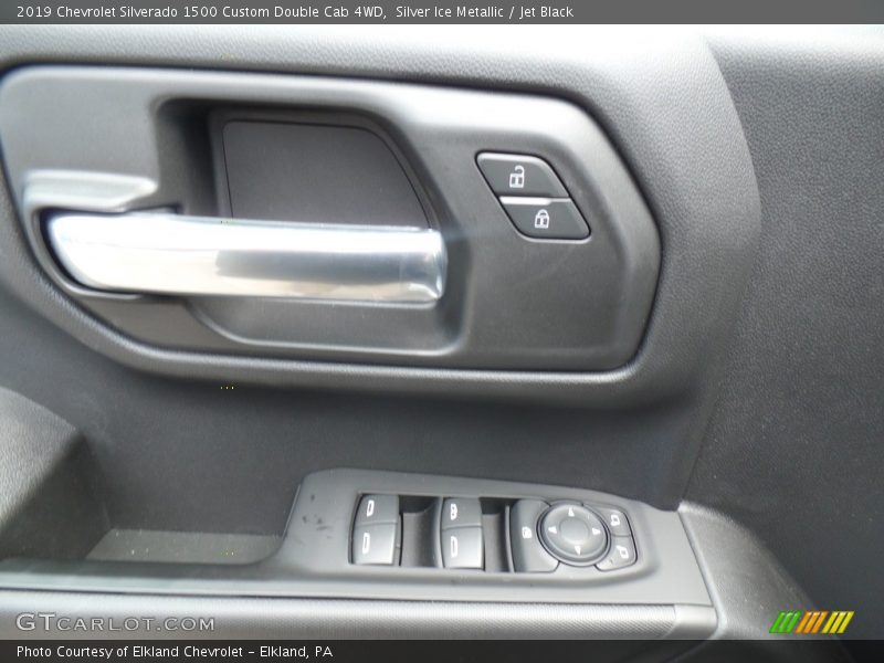 Silver Ice Metallic / Jet Black 2019 Chevrolet Silverado 1500 Custom Double Cab 4WD