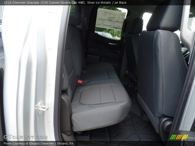 Silver Ice Metallic / Jet Black 2019 Chevrolet Silverado 1500 Custom Double Cab 4WD