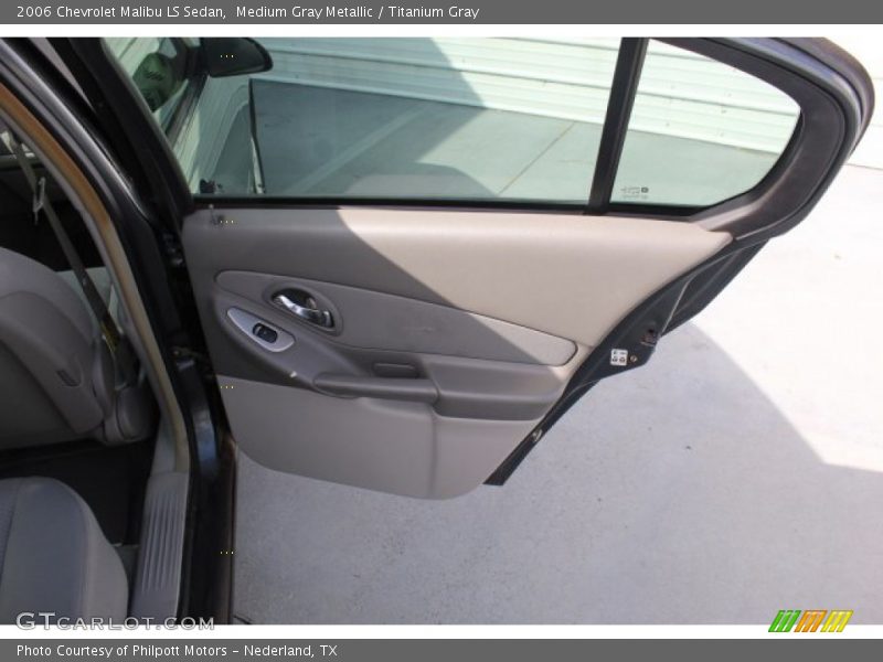 Medium Gray Metallic / Titanium Gray 2006 Chevrolet Malibu LS Sedan