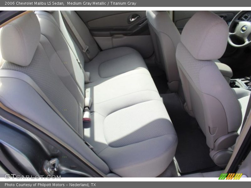 Medium Gray Metallic / Titanium Gray 2006 Chevrolet Malibu LS Sedan