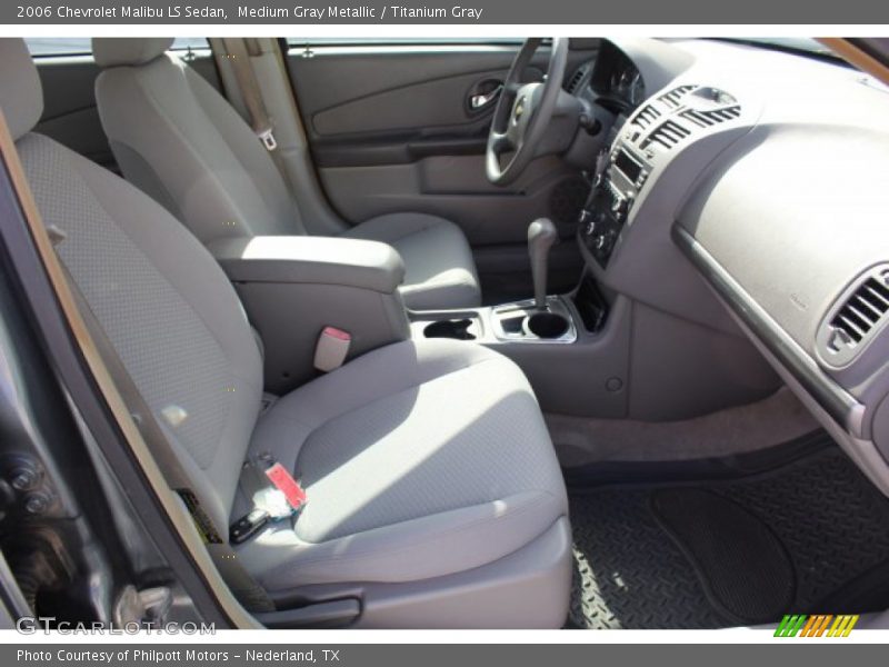 Medium Gray Metallic / Titanium Gray 2006 Chevrolet Malibu LS Sedan