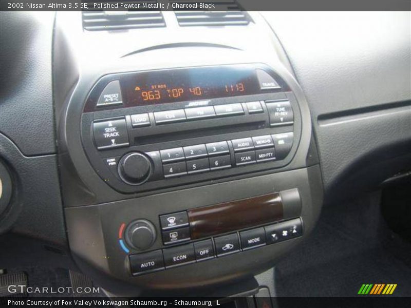 Polished Pewter Metallic / Charcoal Black 2002 Nissan Altima 3.5 SE