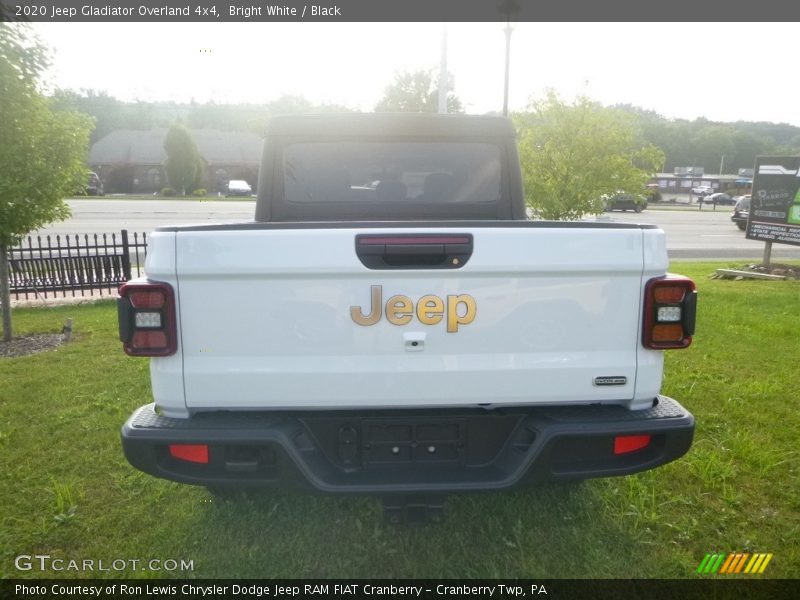 Bright White / Black 2020 Jeep Gladiator Overland 4x4