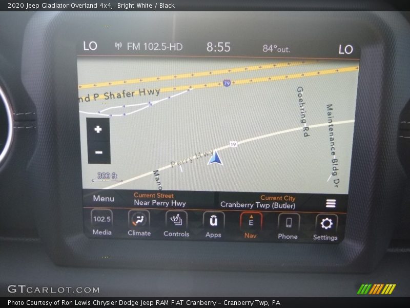 Navigation of 2020 Gladiator Overland 4x4