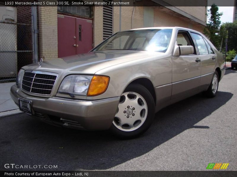 Smoke Silver Metallic / Parchment 1993 Mercedes-Benz S Class 300 SE