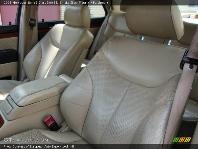 Smoke Silver Metallic / Parchment 1993 Mercedes-Benz S Class 300 SE