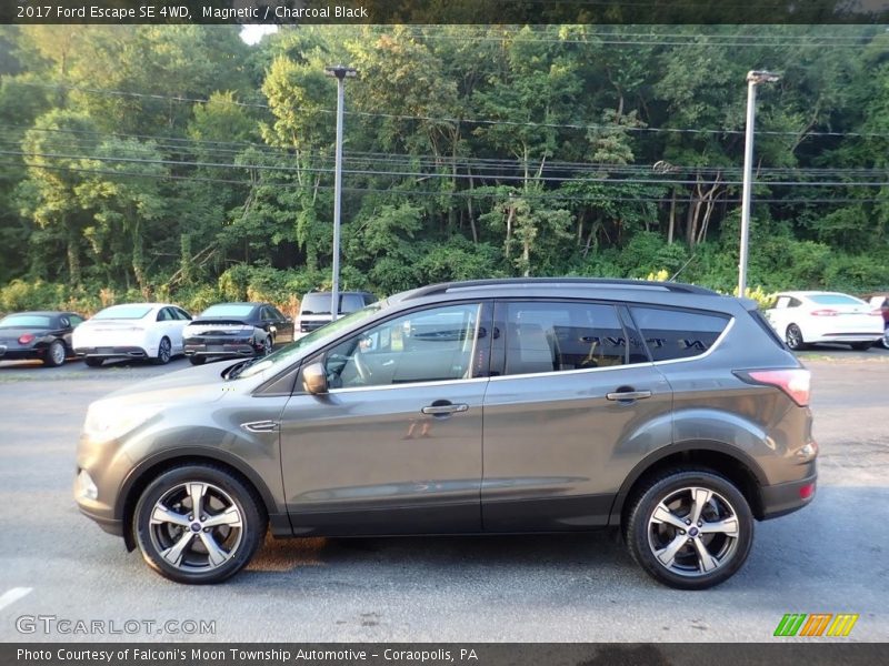 Magnetic / Charcoal Black 2017 Ford Escape SE 4WD