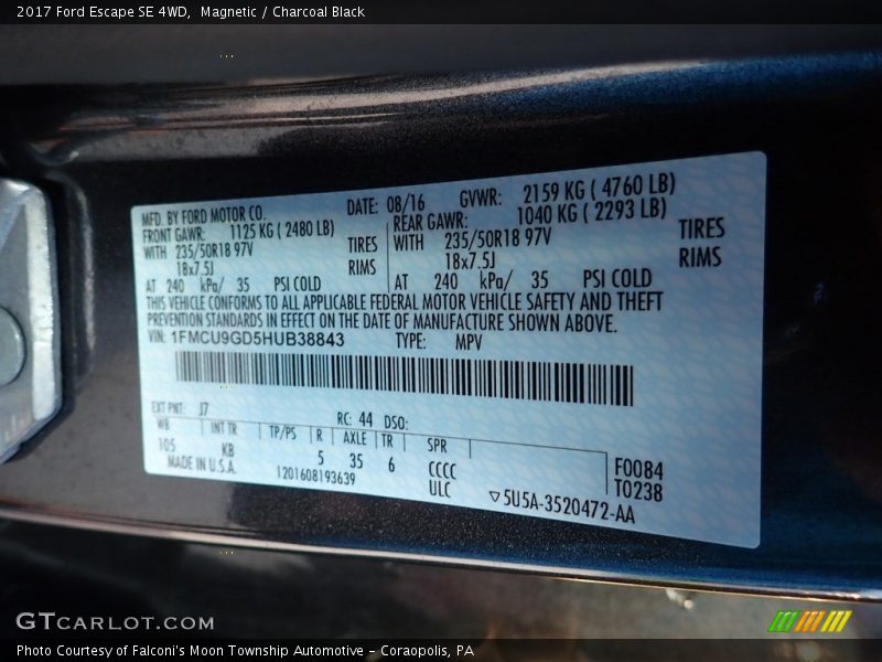 Magnetic / Charcoal Black 2017 Ford Escape SE 4WD